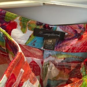 Really cute Tommy Bahama shorts